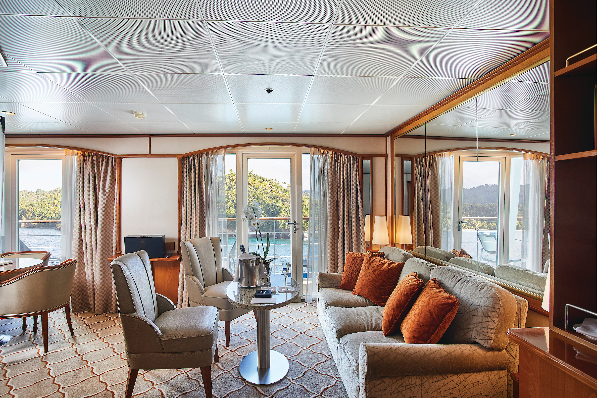 Silver Suite
