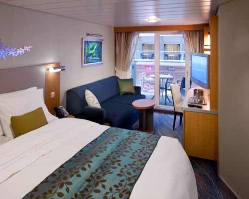 Royal Caribbean International Oasis of the seas accommodation Boardwalk Balcony.jpg