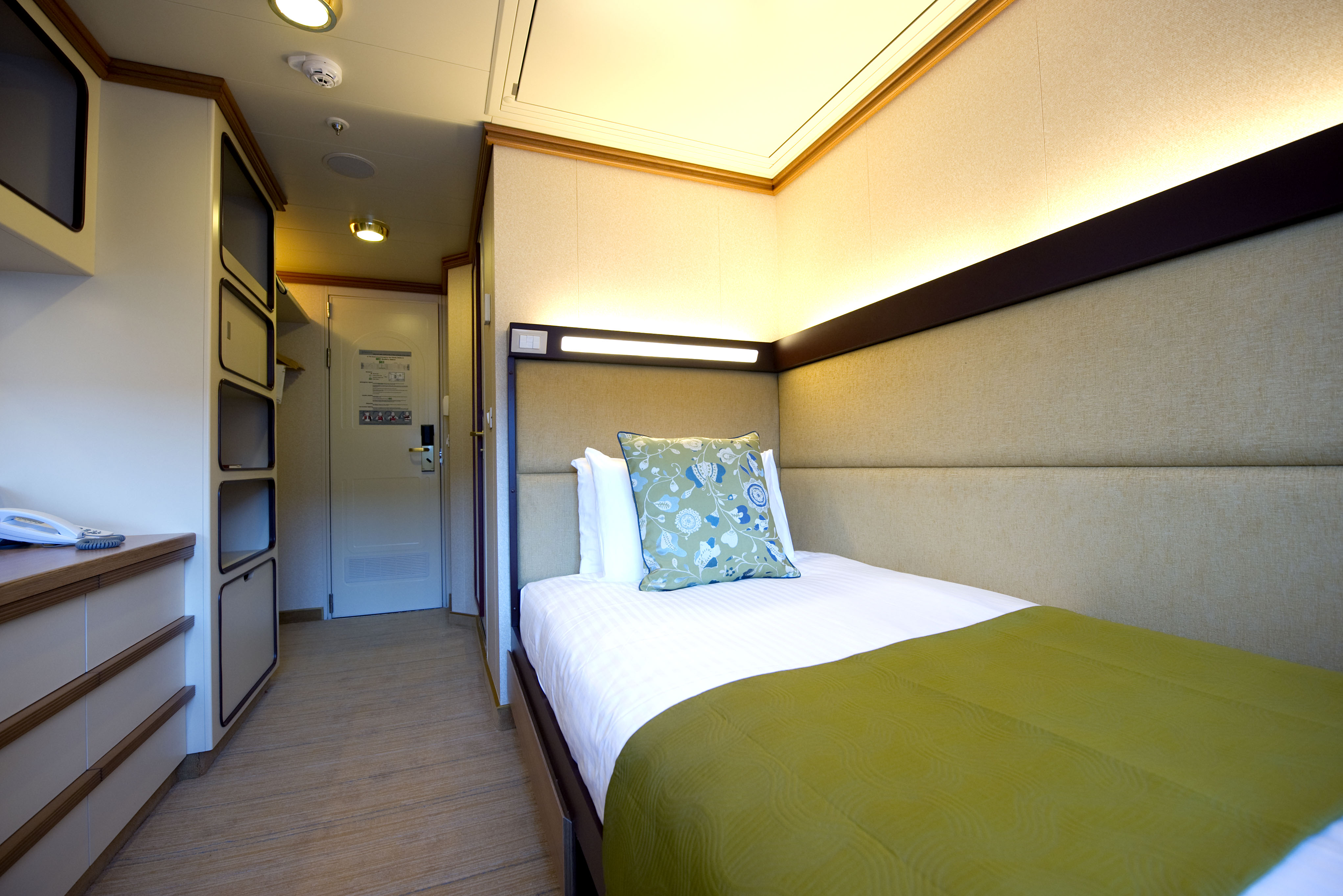 Single Cabin