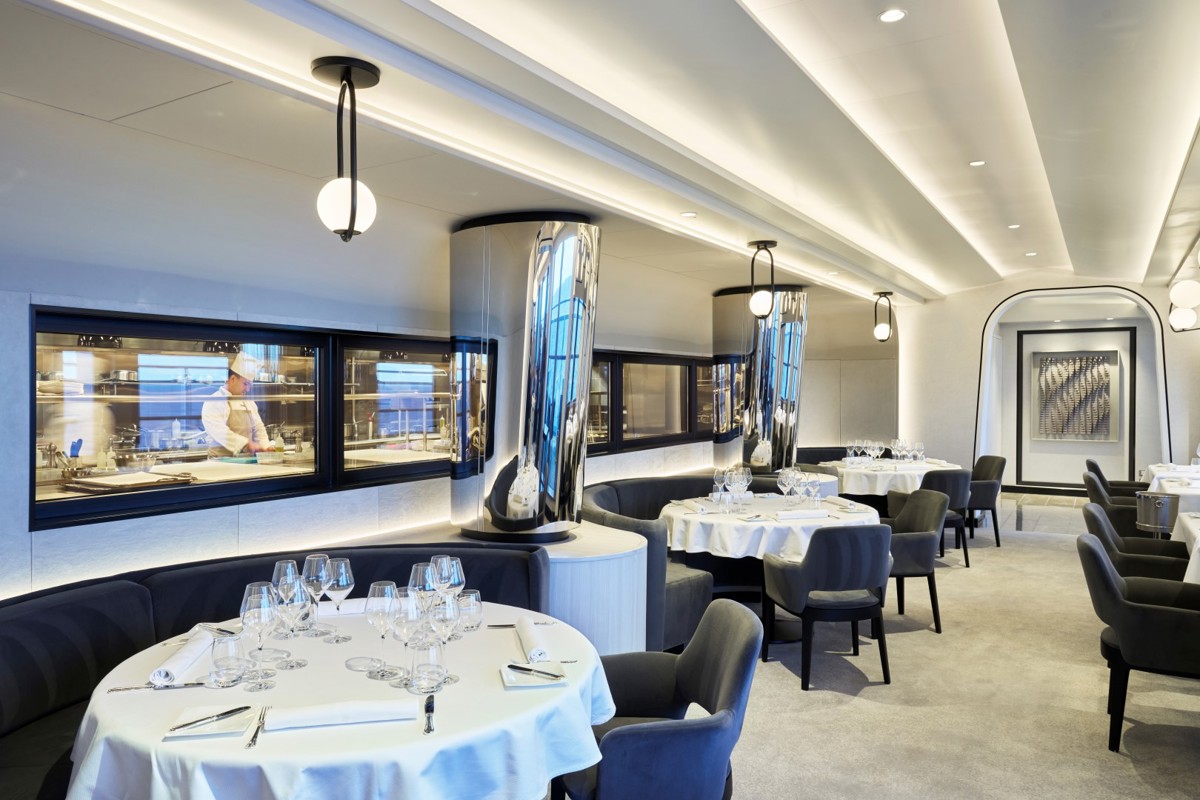 Explora I - Anthoology Restaurant 2.jpg