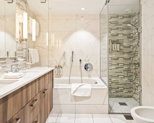 RCI Wonder of the Seas Owners Suite - 1 Bedroom 4.jpeg