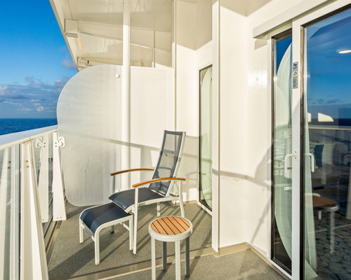 RCI Wonder of the Seas Junior Suite with Balcony 2.jpeg