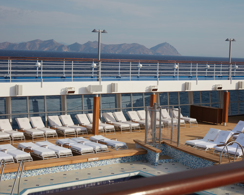 Regent Seven Seas VOYAGER Pool Deck 0.jpg