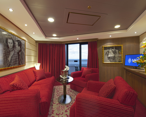 MSC Fantasia Class Royal suite 3.jpg