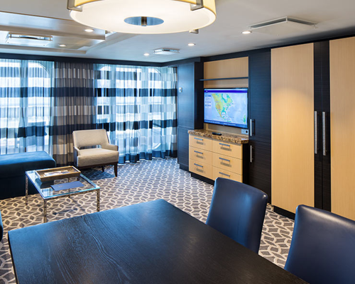 RCI Ovation of the Seas Owner's Suite - 1 Bedroom.png
