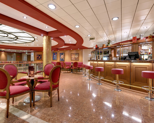 MSC Cruises MSC Sinfonia Cafè Le Baroque 1.jpg