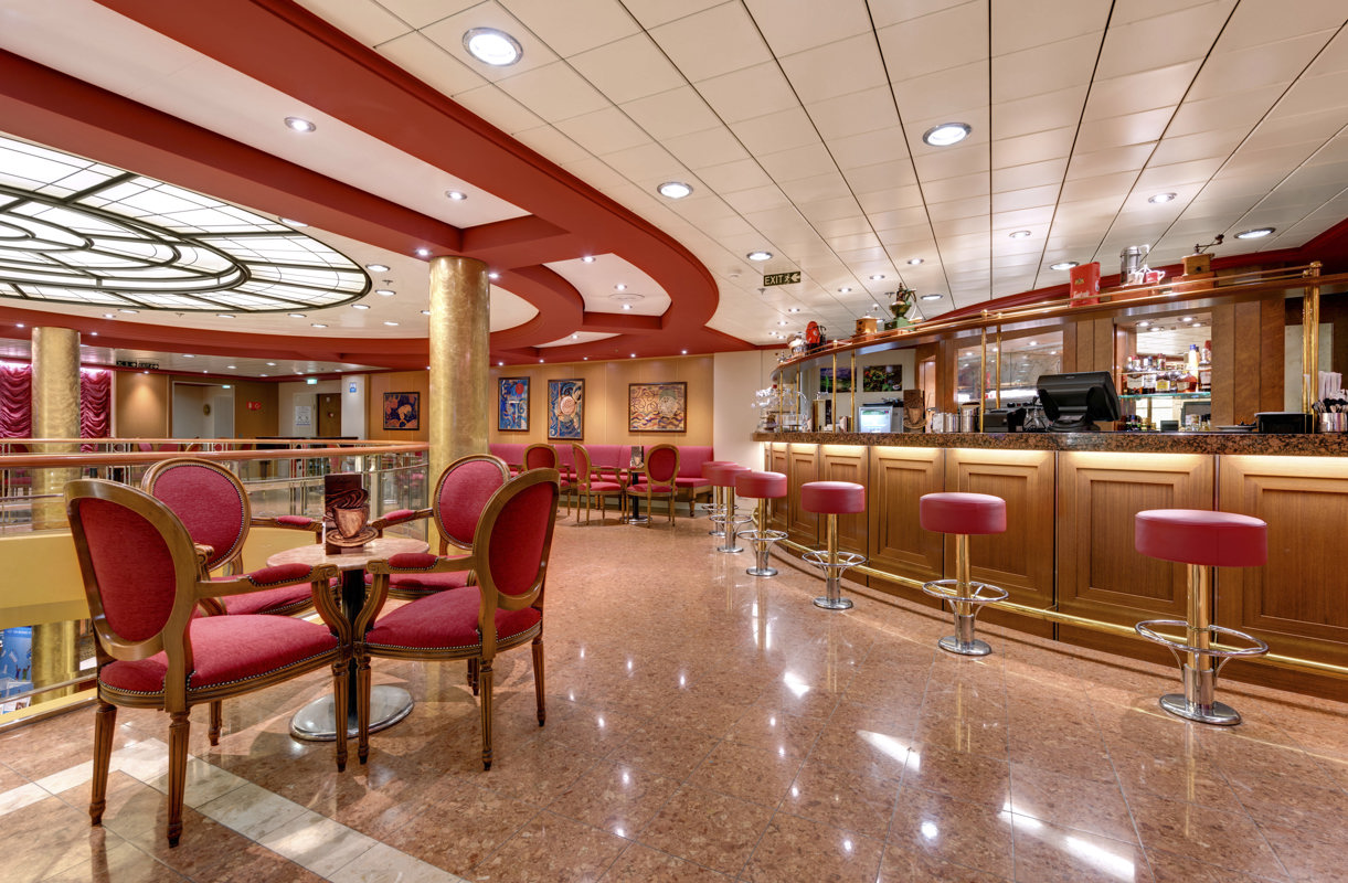 MSC Cruises MSC Sinfonia Cafè Le Baroque 1.jpg