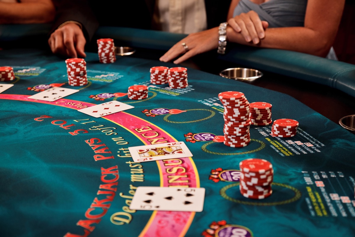 Royal Caribbean International Oasis of the Seas Casino 2.jpg