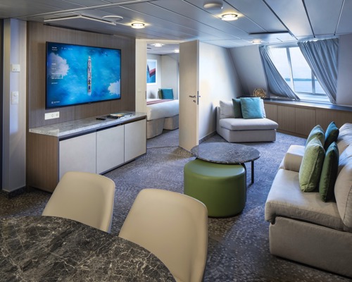 Celebrity Cruises Celebrity Silhouette Sunset Suite 2.jpg