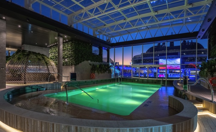 Botanic Garden Pool
