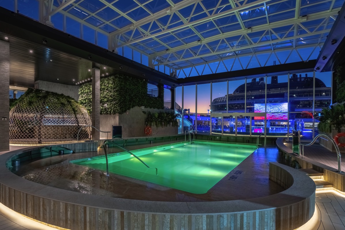 Msc Cruises Msc World Europa Botanic Garden Pool   Ivan Sarfatti And Msc Rights 2