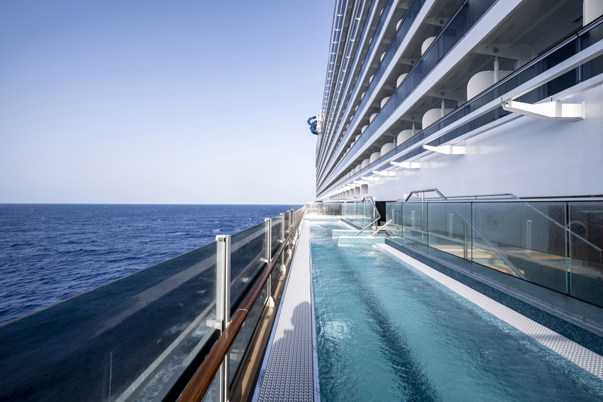 MSC Cruises MSC Seashore Infinity Whirlpool 1.jpg