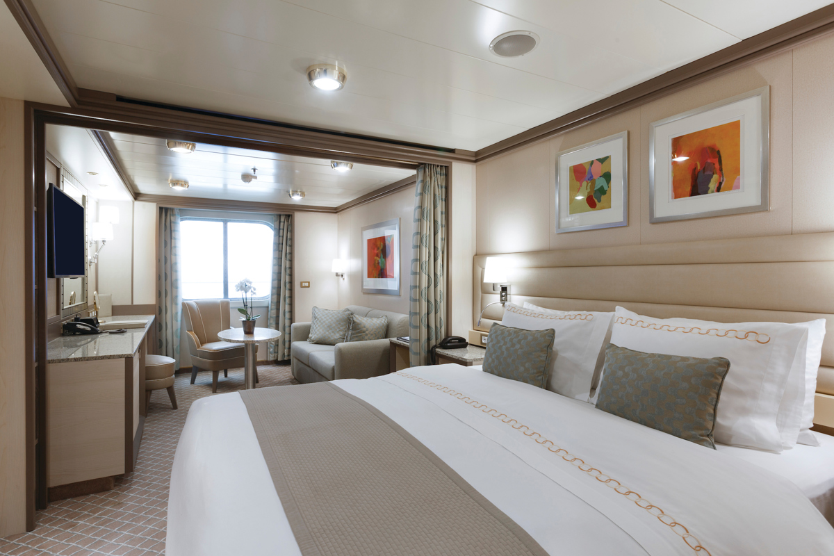 Silversea - Silver Spirit - Accommodation - Vista Suite 4.jpg