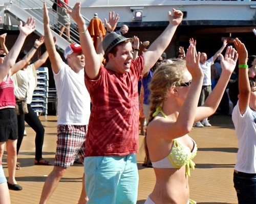 Carnival Cruises Sailaway Party 2.jpg