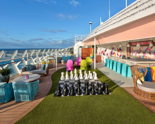 RCI Wonder of the Seas Social 100 Patio 1.jpg.jpg