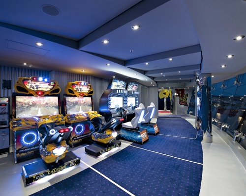 MSC Cruises MSC Divina Arcade.jpg