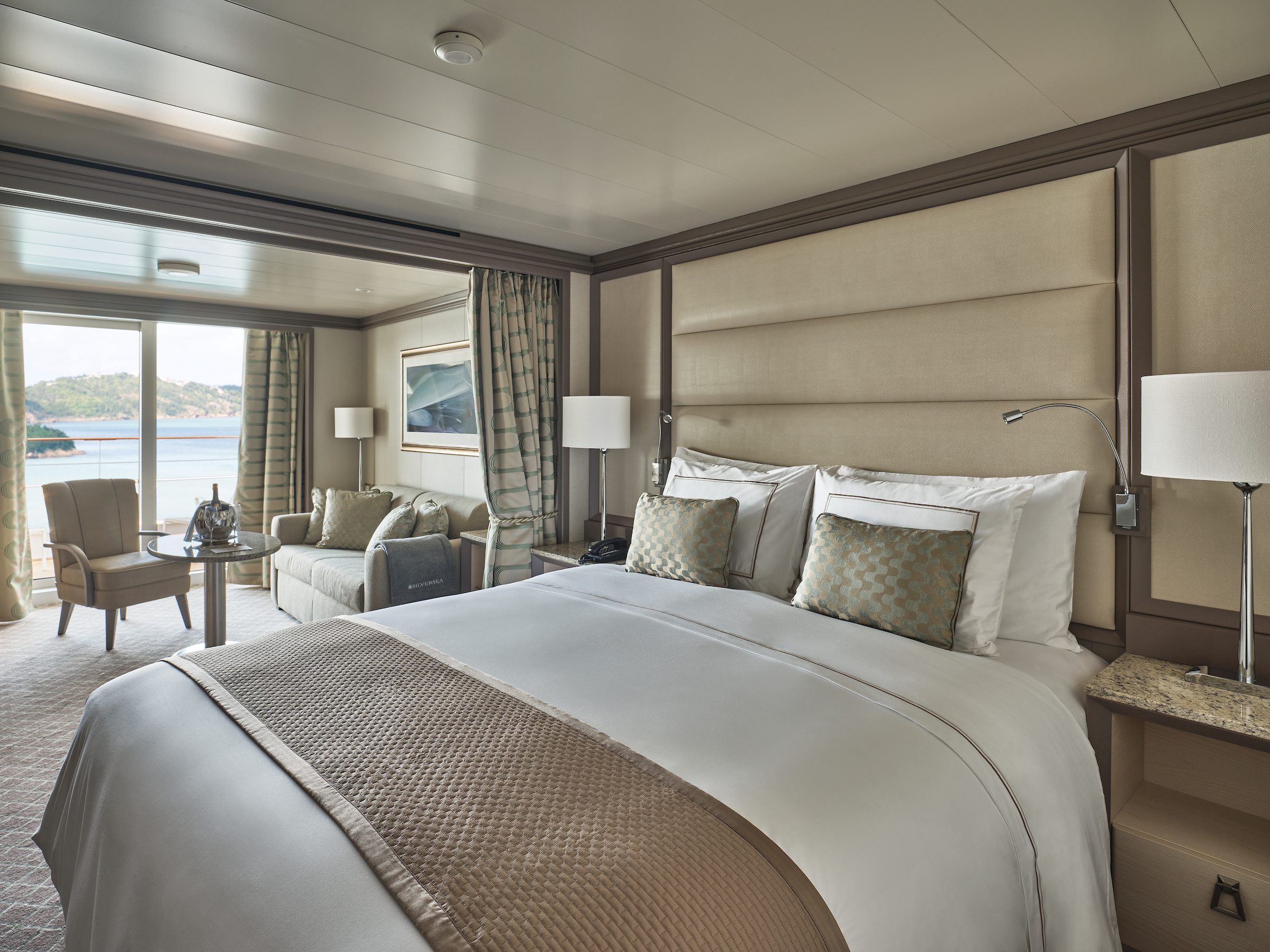 Classic Veranda Suite
