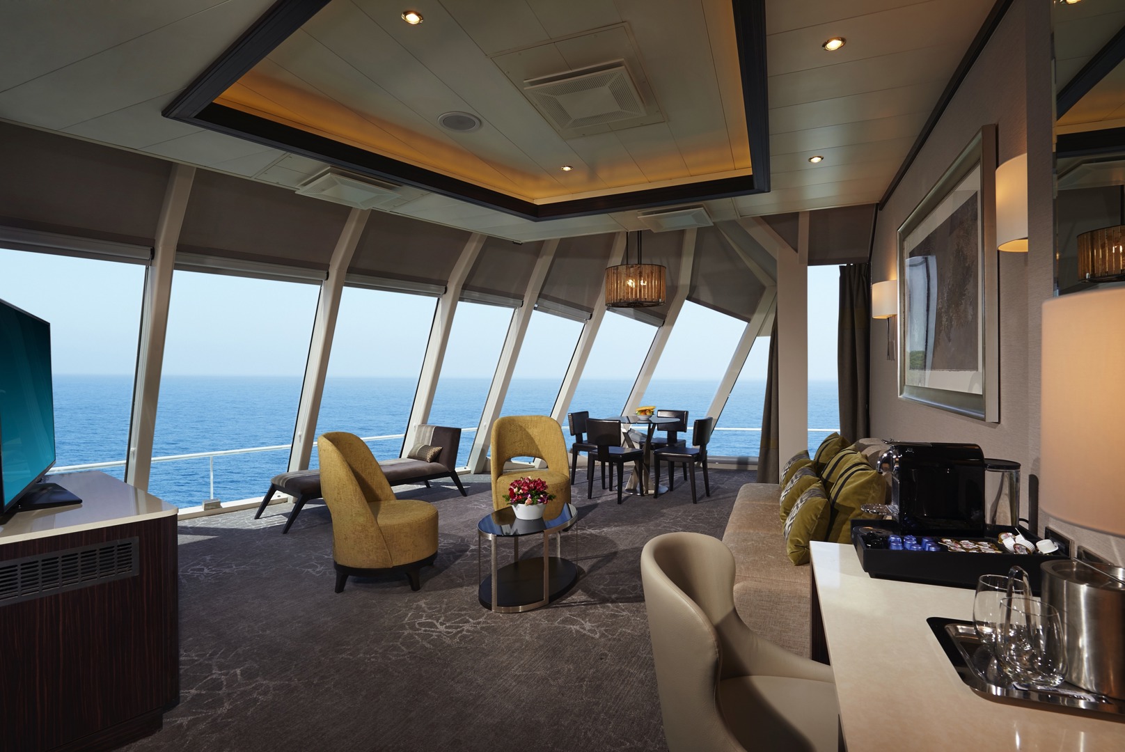 Deluxe Owner’s Suite