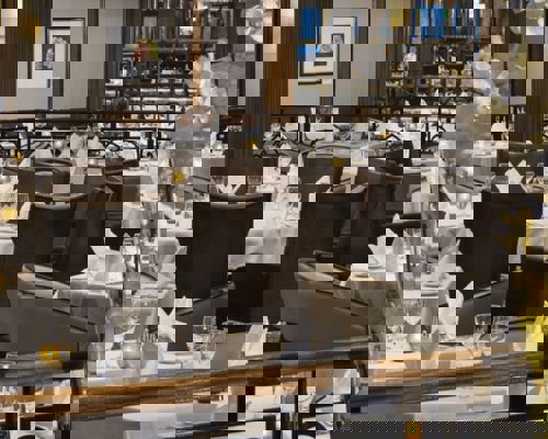 discoveries restaurant.jpg