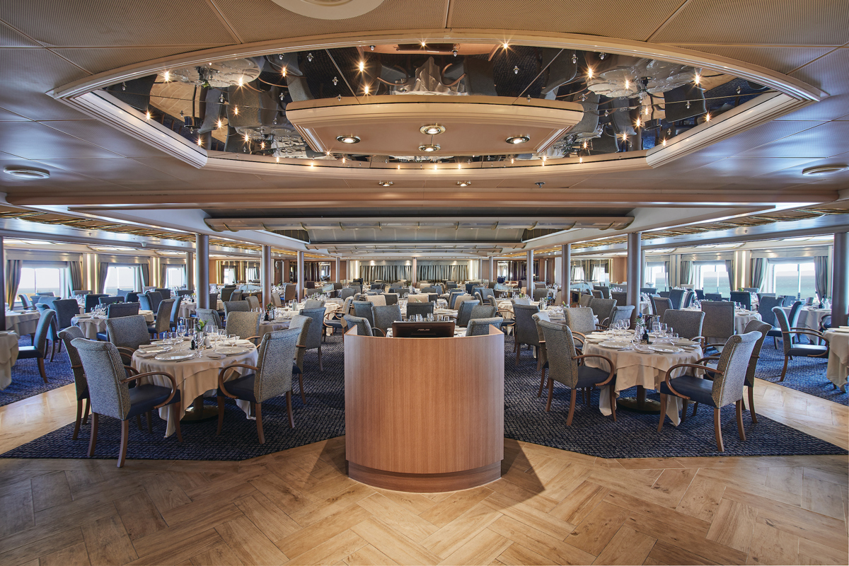 Silversea - Silver Wind - The Restaurant 1.jpg
