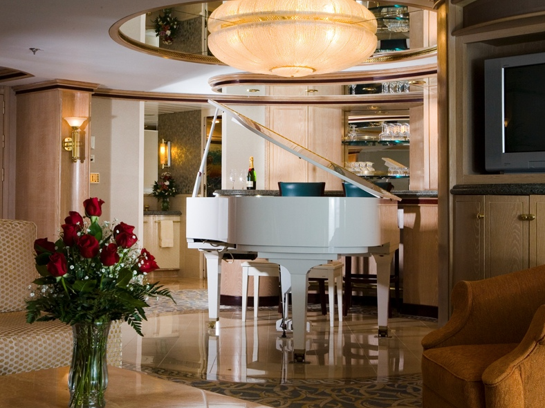 Royal Suite - 1 Bedroom