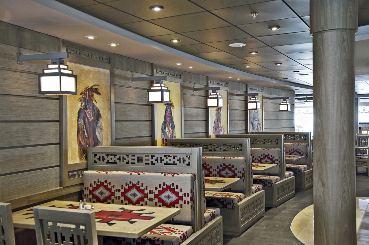 MSC Fantasia Class calumet cafe 2.jpg