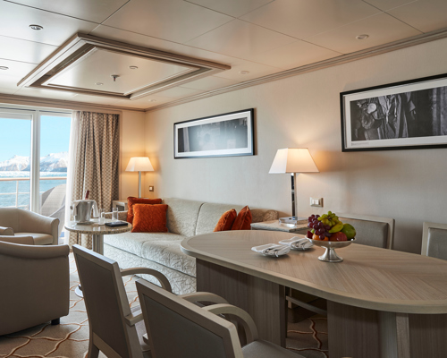 Silversea SILVER CLOUD Medallion Suite 0.jpg