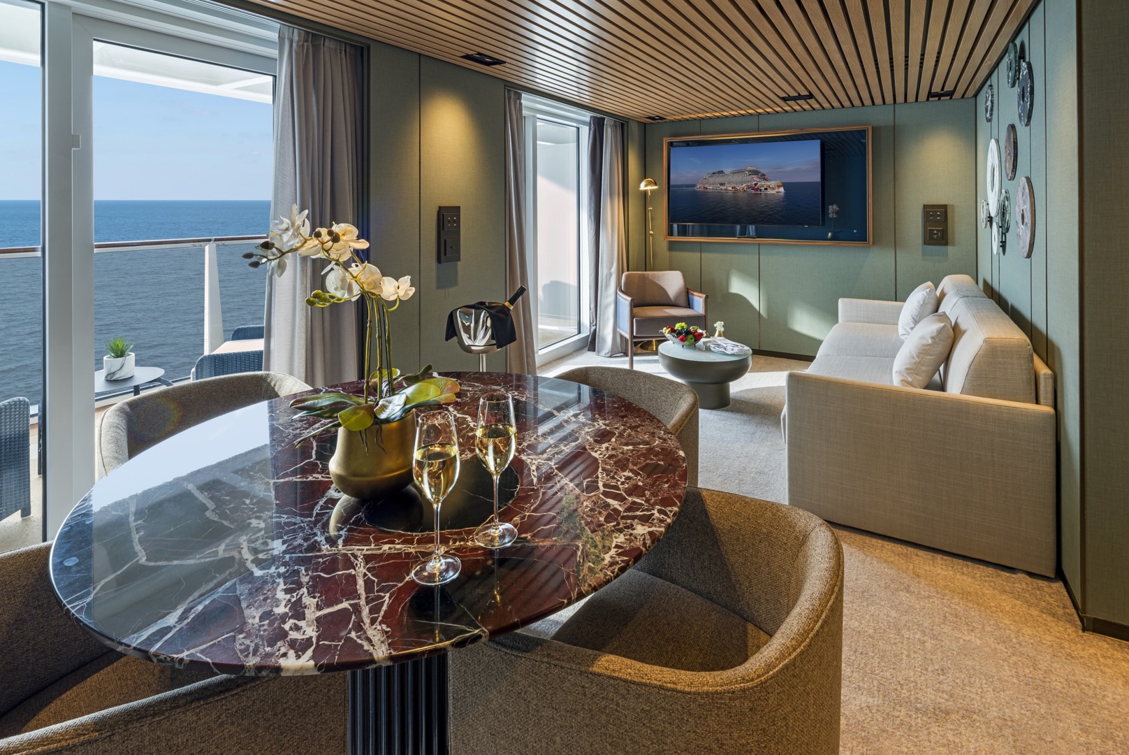 The Haven 2-Bedroom Duplex Suite with Large Balcony