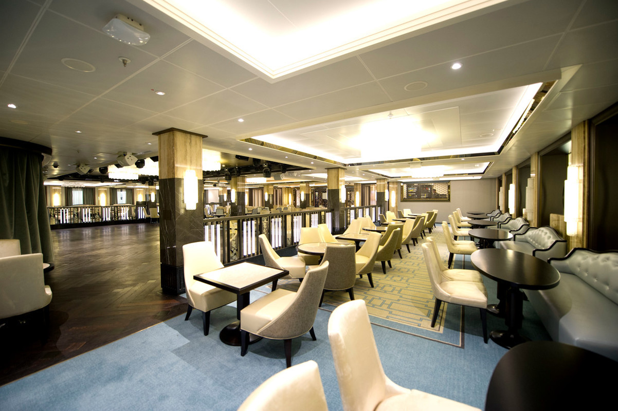 P&O Cruises Britannia Crystal Room.jpg
