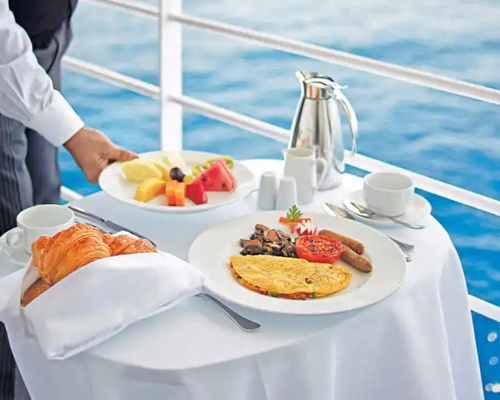 Oceania Cruises Vista In-Room Dining Experiences.jpg