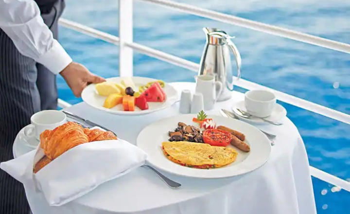 In-Room Dining Experiences