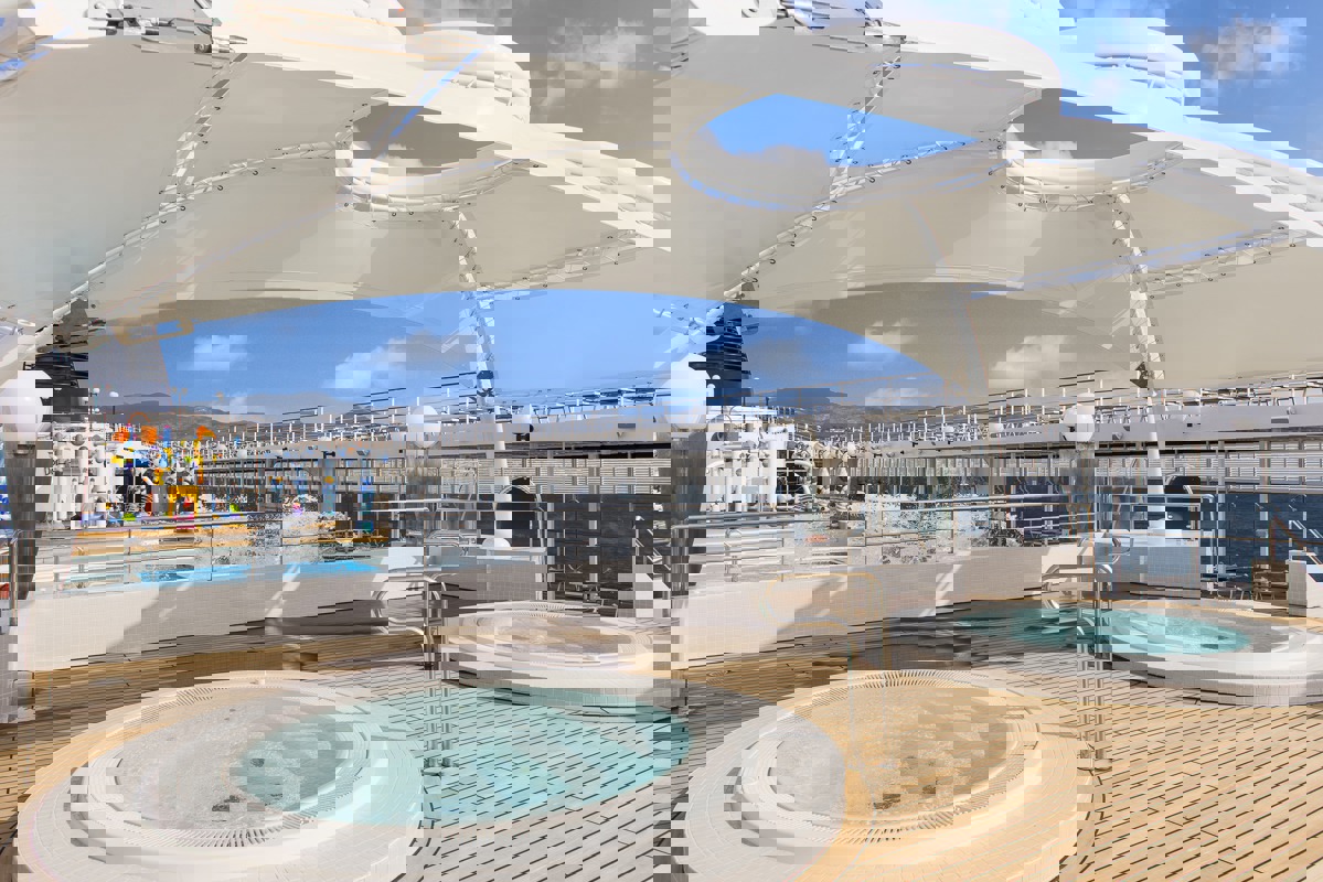 MSC Cruises MSC Lirica Swimming Pools & Pool Deck 0.jpg