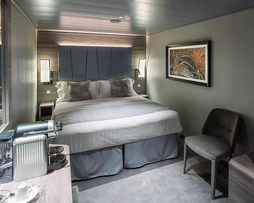 MSC Cruises MSC World America MSC Yacht Club Interior Suite 1.png