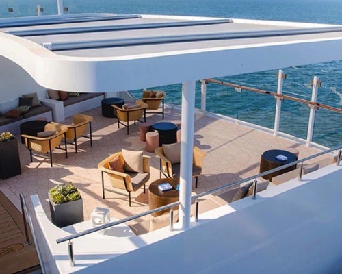 Celebrity Cruises The Sunset Bar 8.jpg