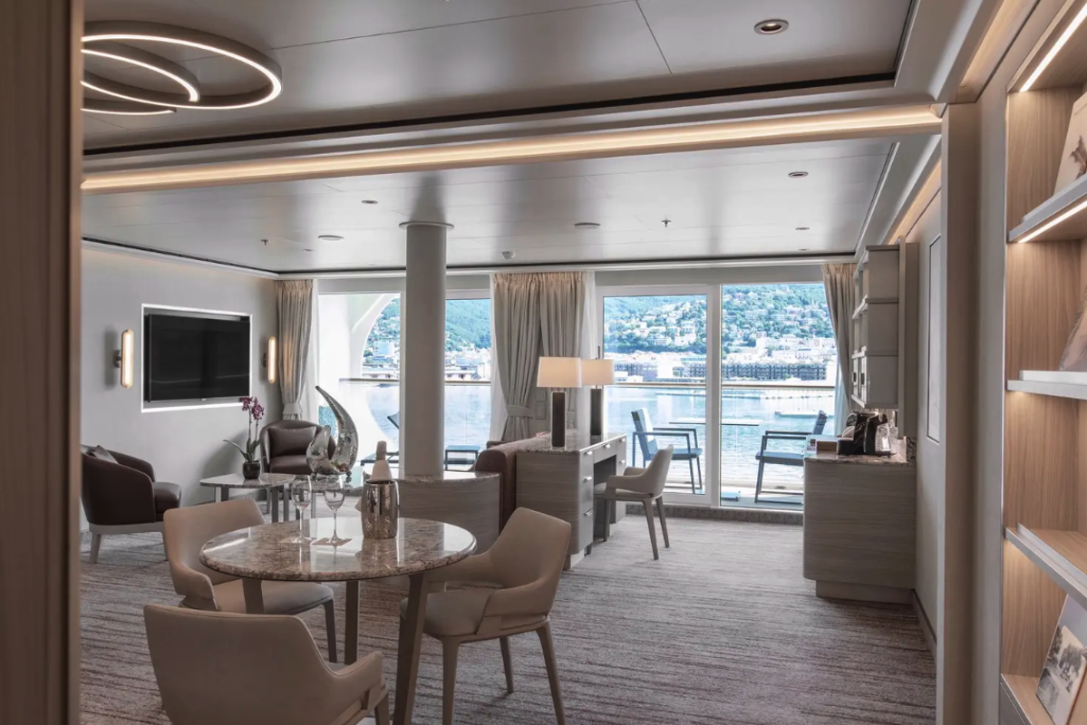 Silversea, Silver Nova Grand Suite 1.png