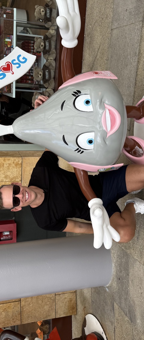 Sam at Universal Studios, Sentosa