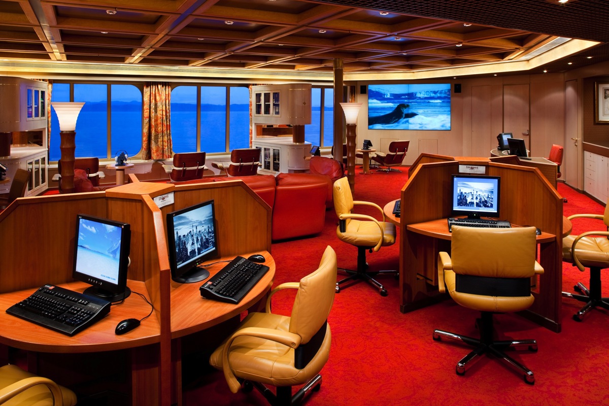 Holland America Line S-Class Interior Explorations Cafe 6.jpg