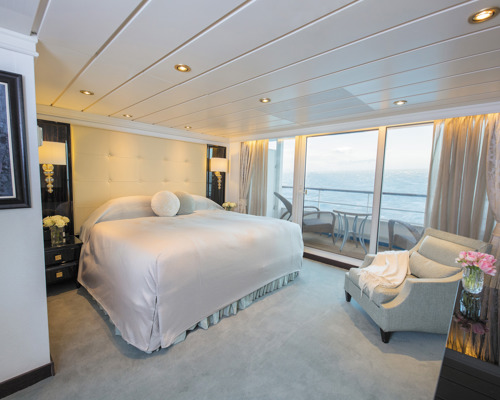 Regent Seven Seas MARINER Master Suite 1.jpg