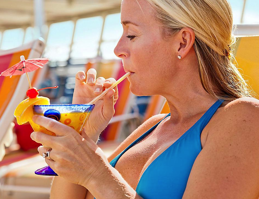 RCI Wonder of the Seas Wipe Out Bar.png