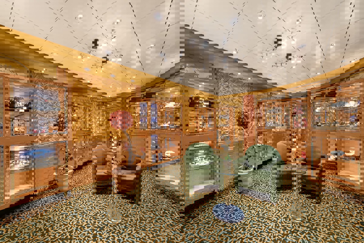MSC Cruises MSC Sinfonia Jewellery Shop 2.jpg