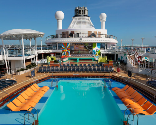 RCI Anthem of the Seas Pool Deck.jpg
