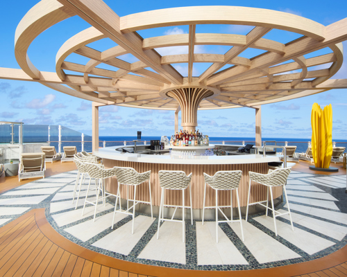 NCL Prima Vibe Beach Club Bar