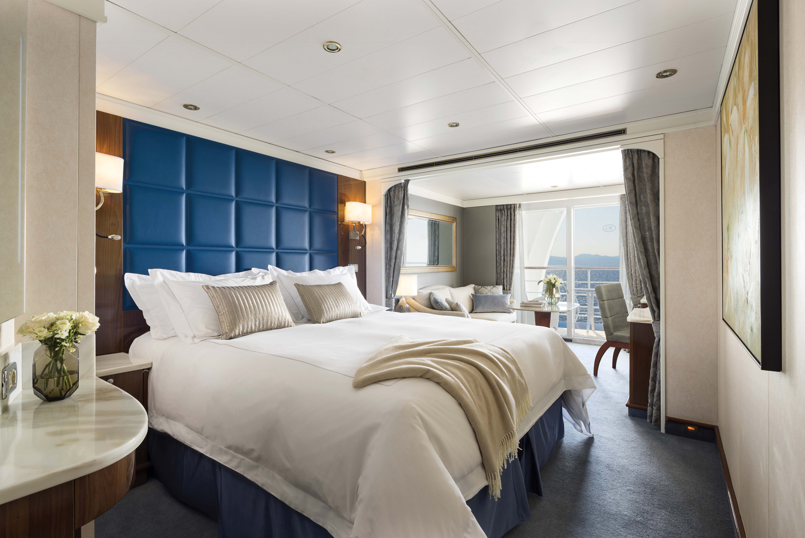 Deluxe Veranda Suite