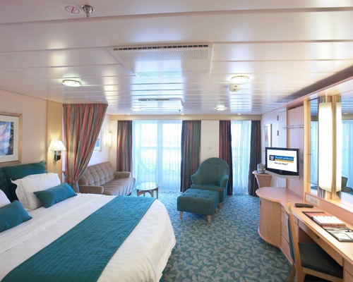 Royal Caribbean International Freedom of the Seas Accommodation Junior Suite.jpg