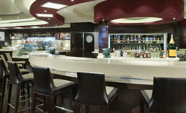 Atrium Café & Bar with The Bake Shop Treats