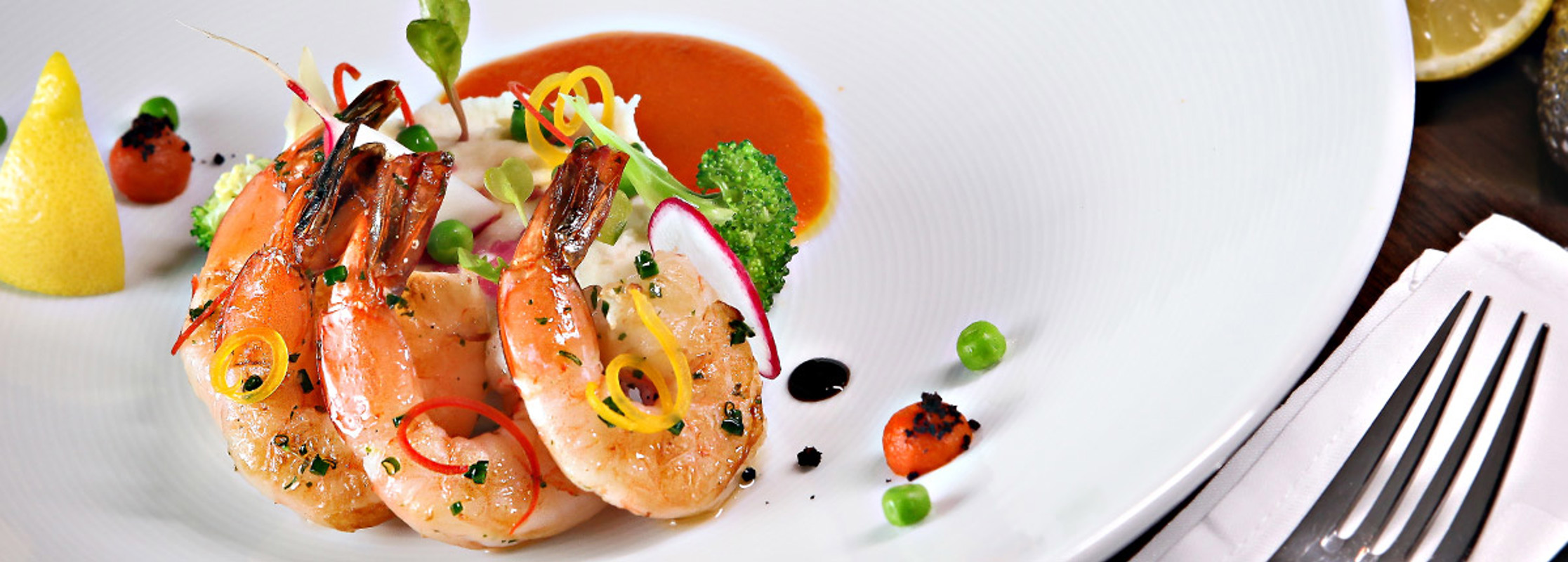 Carnival Pride Dining room dinner.jpg