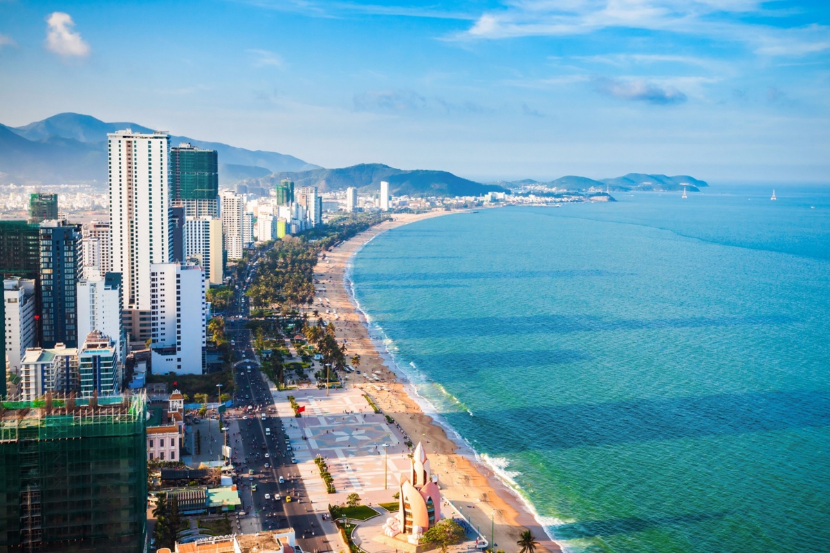 Shutterstock 2312652731 Nha Trang Vietnam