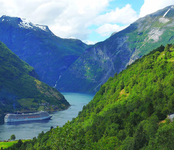 Norwegian Fjords Ship