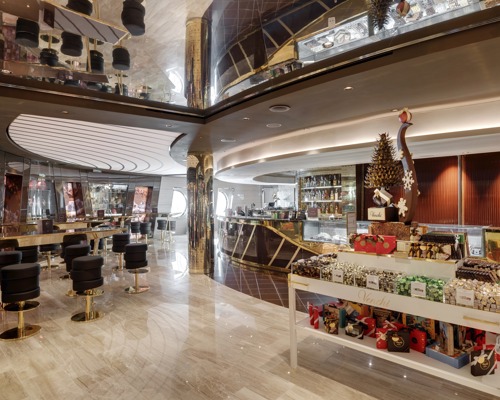 MSC Seaside MSC Seaside Venchi Chocolate Bar 2.jpg