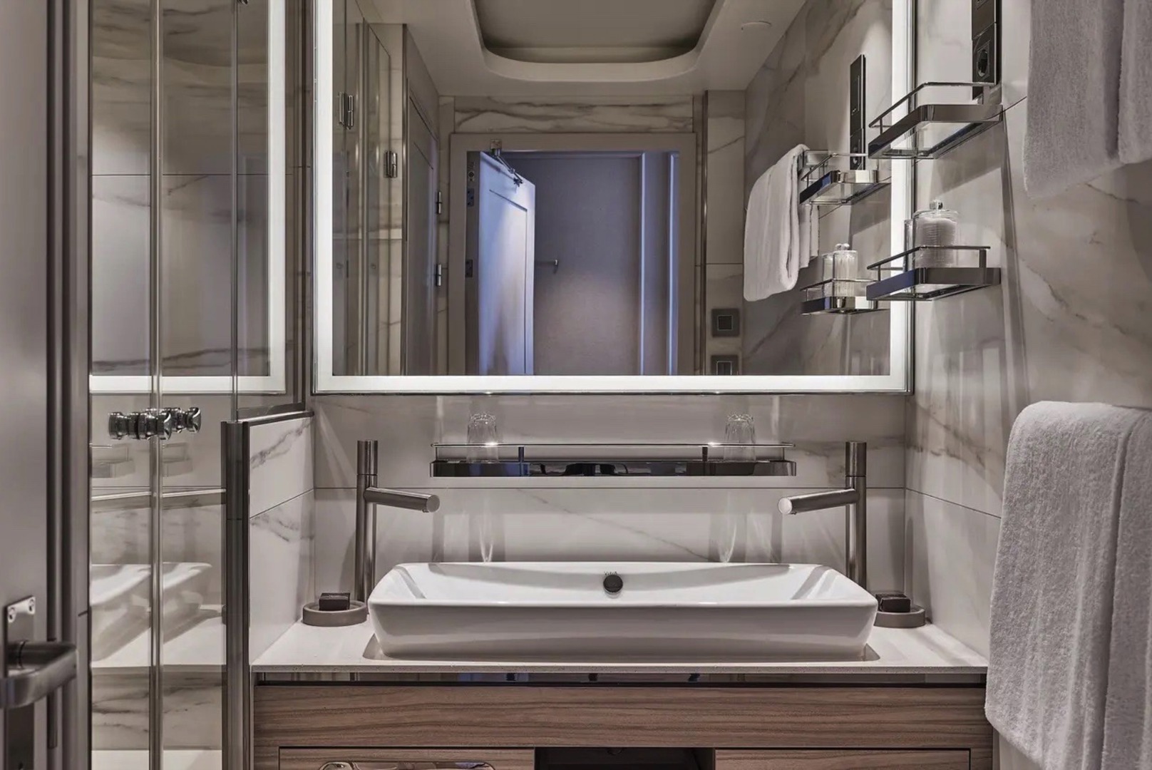 Premium Veranda Suite